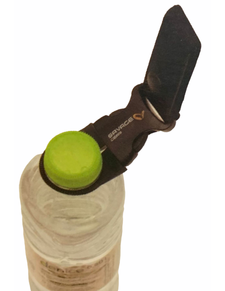 CLIP PARA BOTELLA O SACADERA SAVAGE GEAR BOTTLE AND NET CLIP